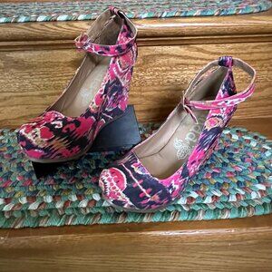 Mudd Pink Party Wedge Shoes - Size 5.5 M - Like New!